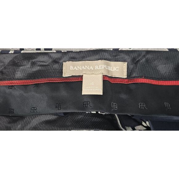 Banana Republic Size 4 Geometric Circle Printed Cotton Shorts Navy Blue White - Picture 7 of 9